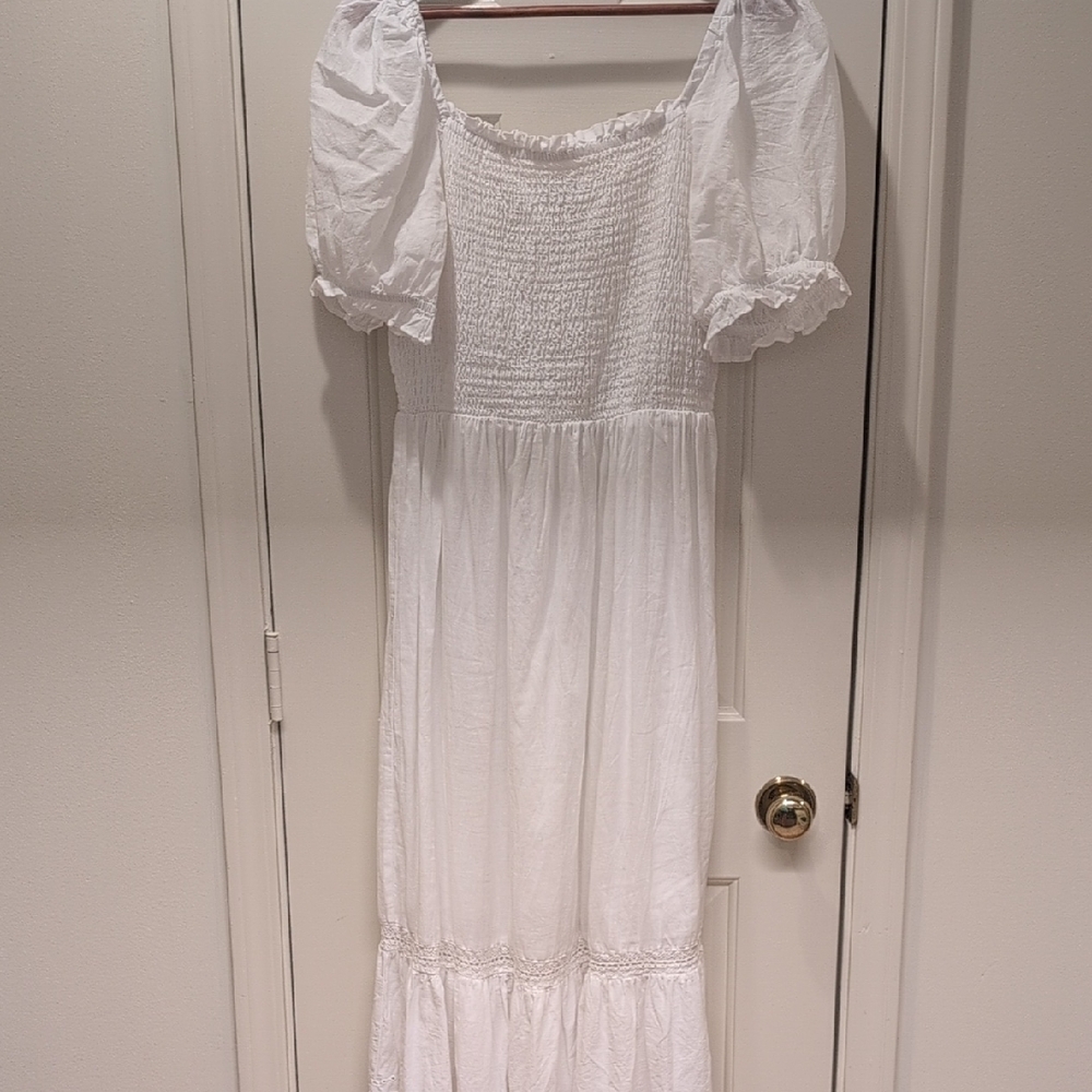 White Puff Sleeve Eyelette Cotton Maxi Dress Size 12 NWOT